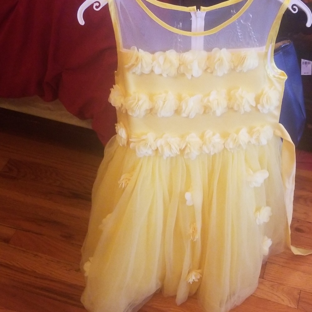 Yellow girl dress size 14